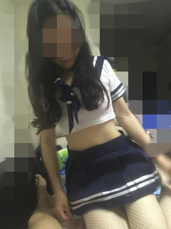 学生妹 要开始服务了 