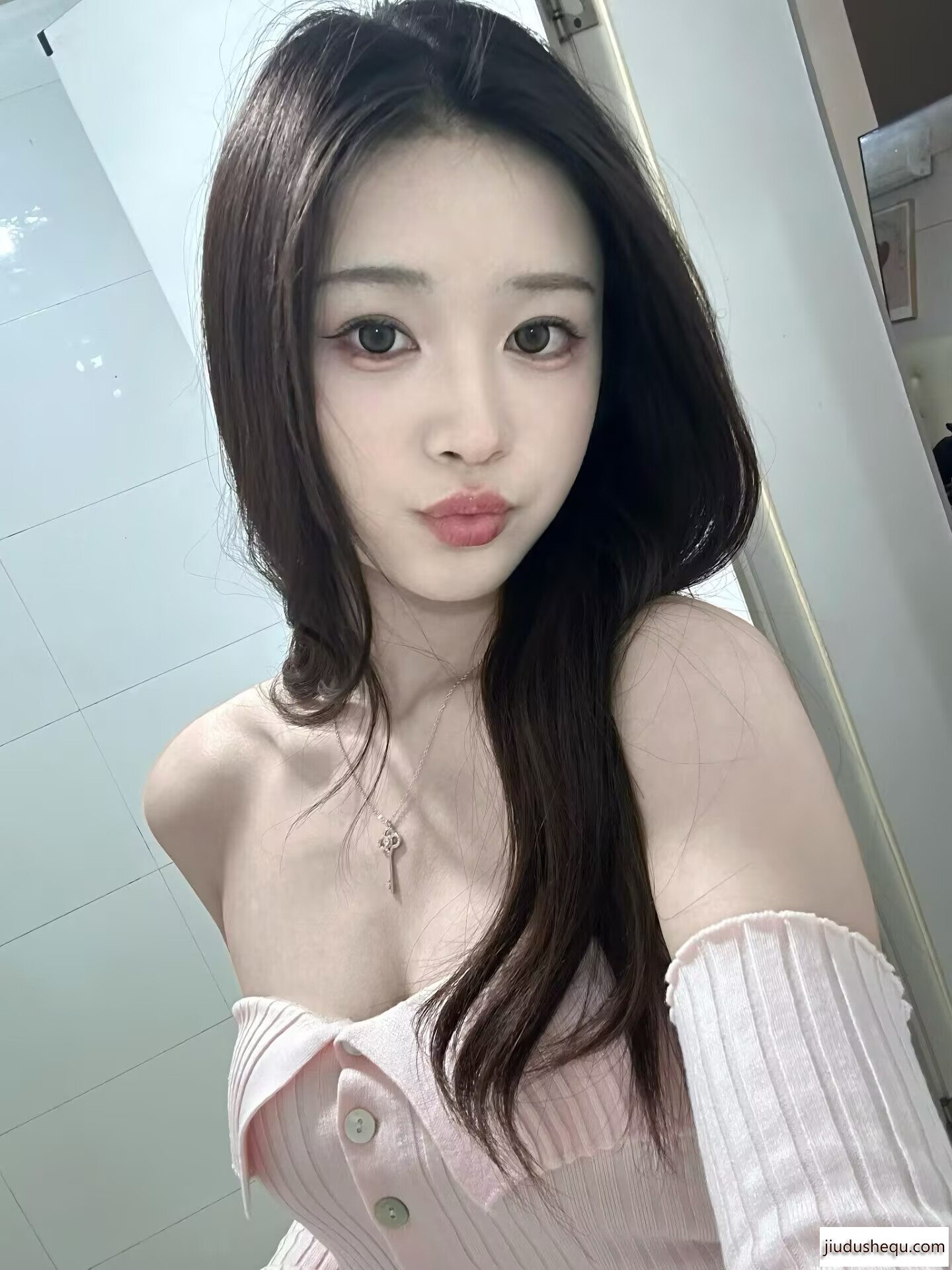 2D6C15B090AF6F0539CBF68A25012122.jpg