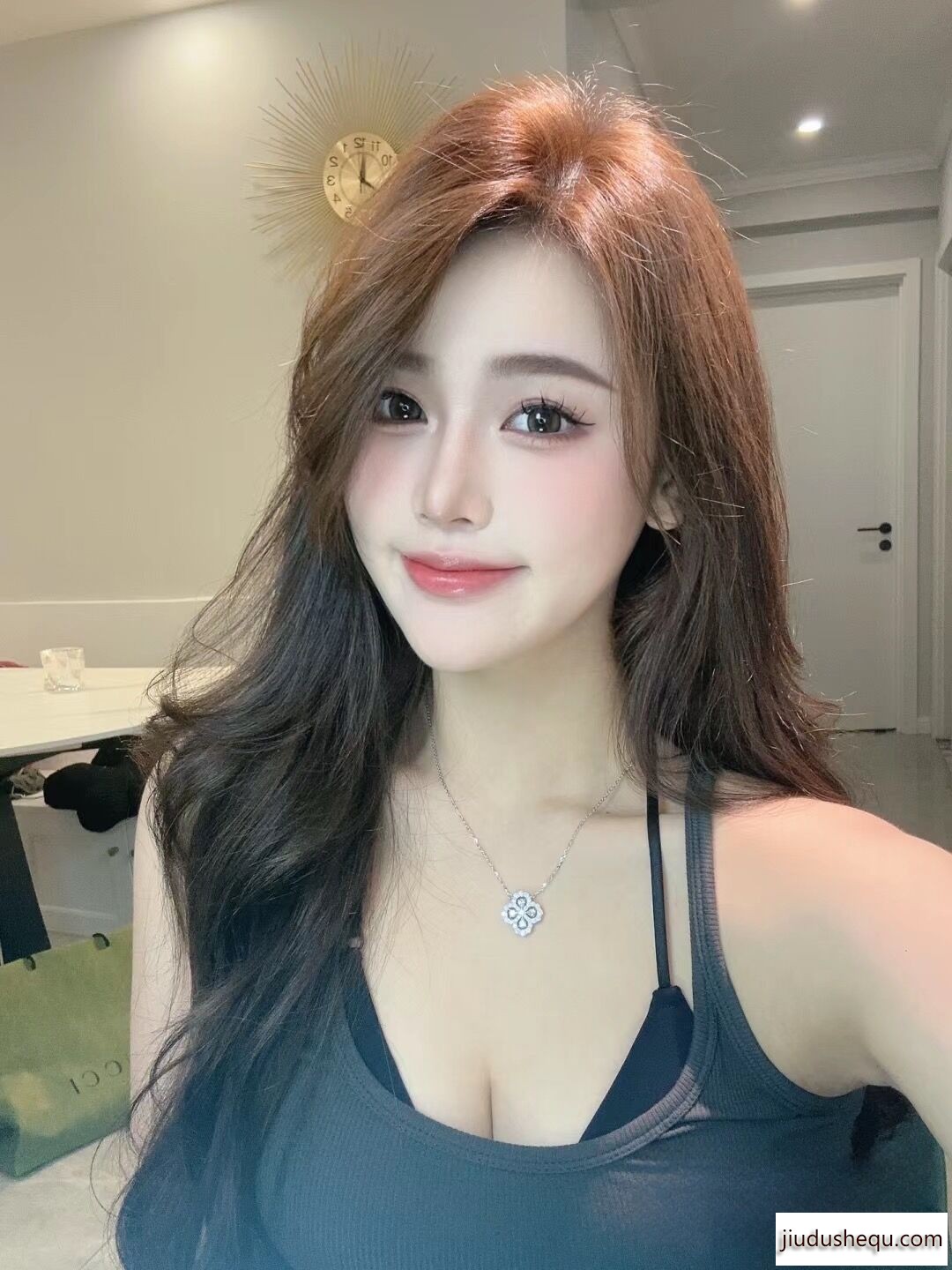 125199_MMRYC4BE5Y8DN8J.jpg