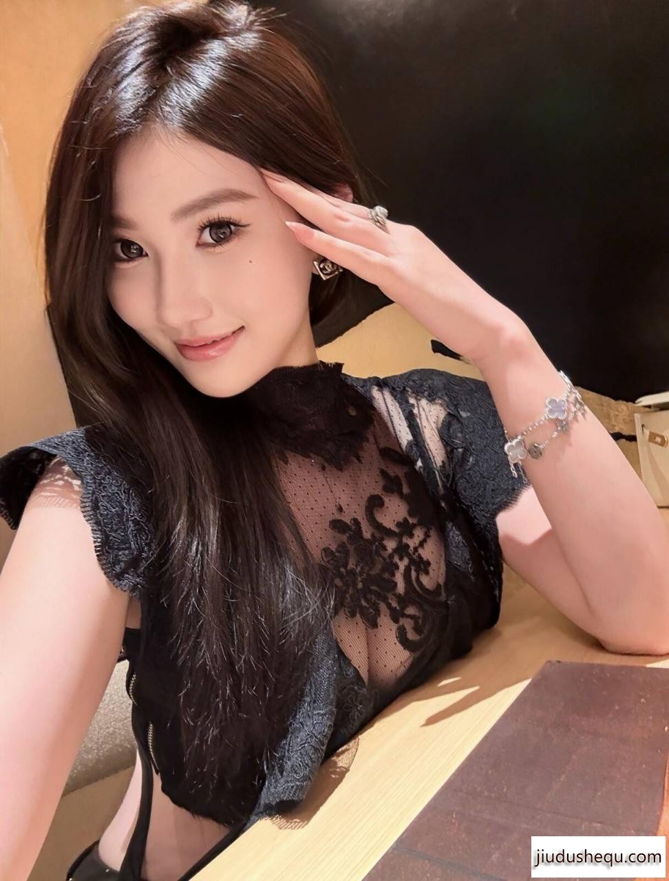 73B9BDAE66C199EB139DED243B6C01E3.jpg