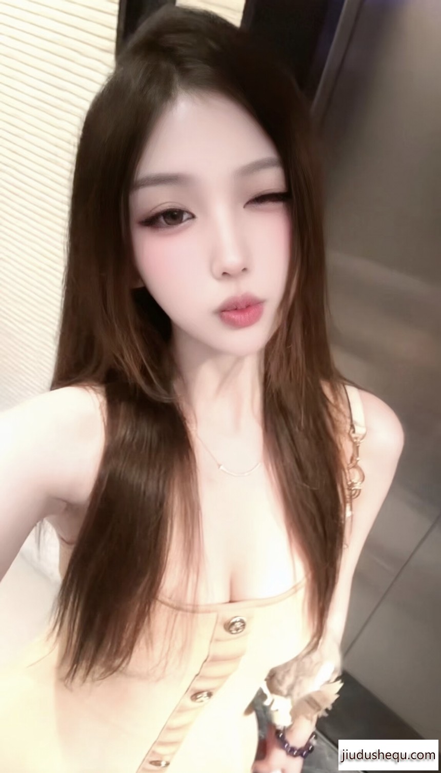 A2D0BB8442FFDFFCEA30D57E2D9418BD.jpg